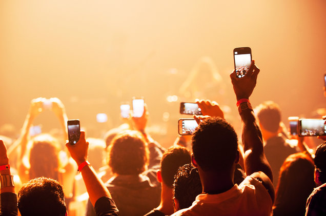 phones at concerts